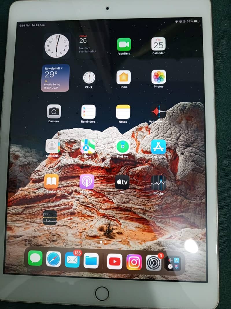Ipad 7th gen. . 2