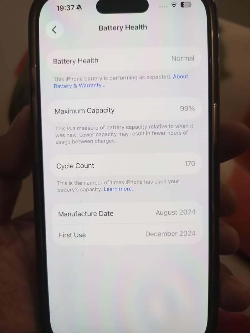 Apple iPhone 16 Pro 7