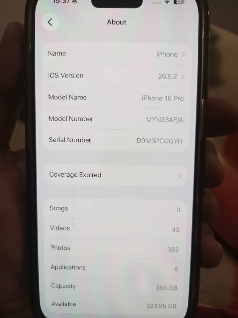 Apple iPhone 16 Pro 8