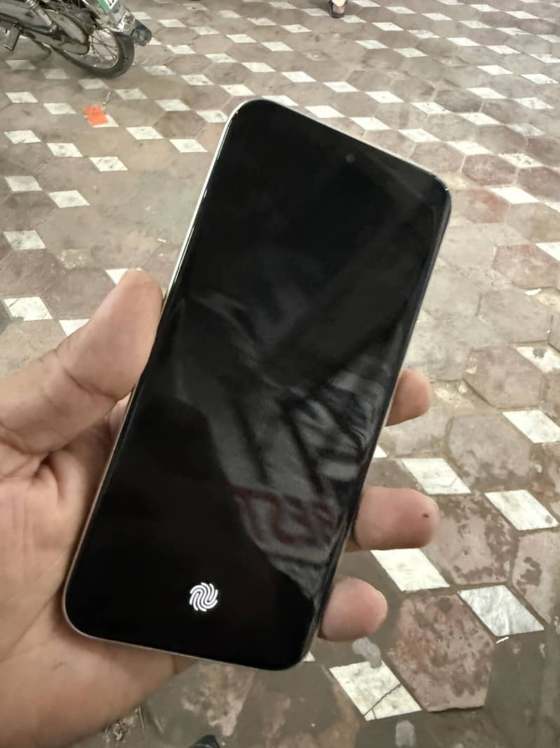 Infinix Note edge full box 3