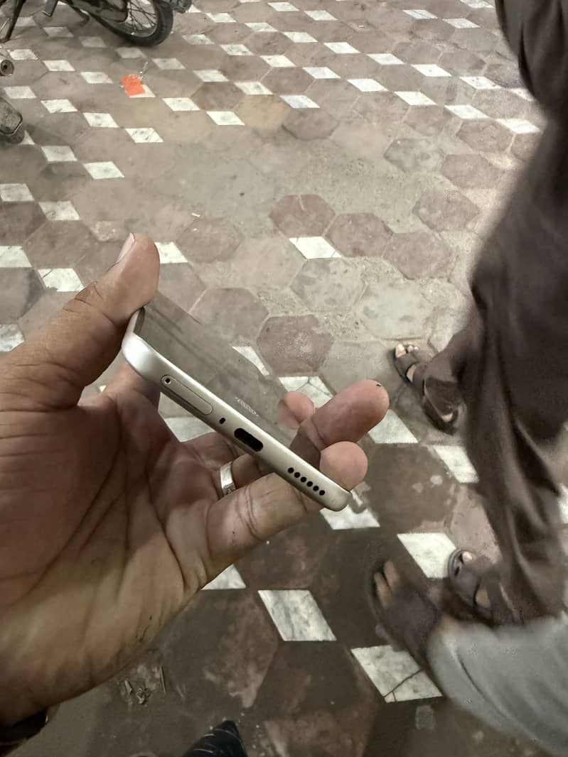 Infinix Note edge full box 5