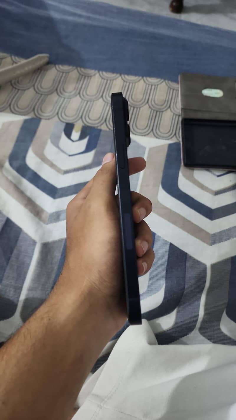 Apple iPhone 14 plus 1