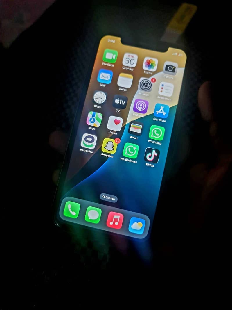 Apple iPhone XR 6