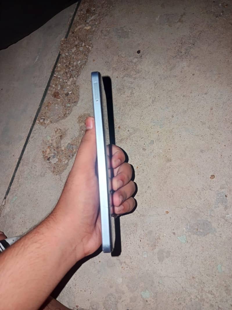 Realme Note 60 1