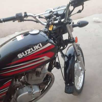 Suzuki gs125