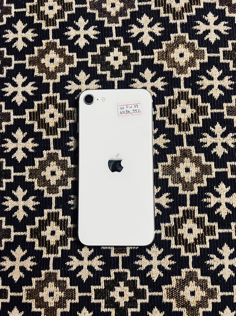 Apple iPhone SE 0