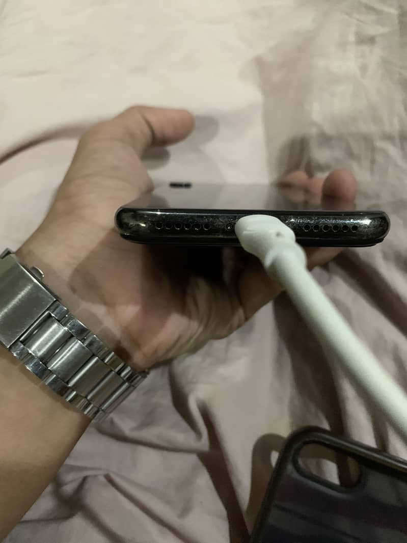 Apple iPhone X 2