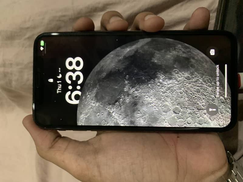 Apple iPhone X 5