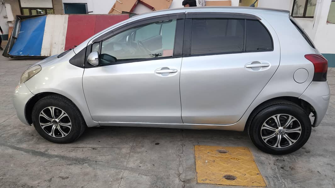 vitz 2008 model 4