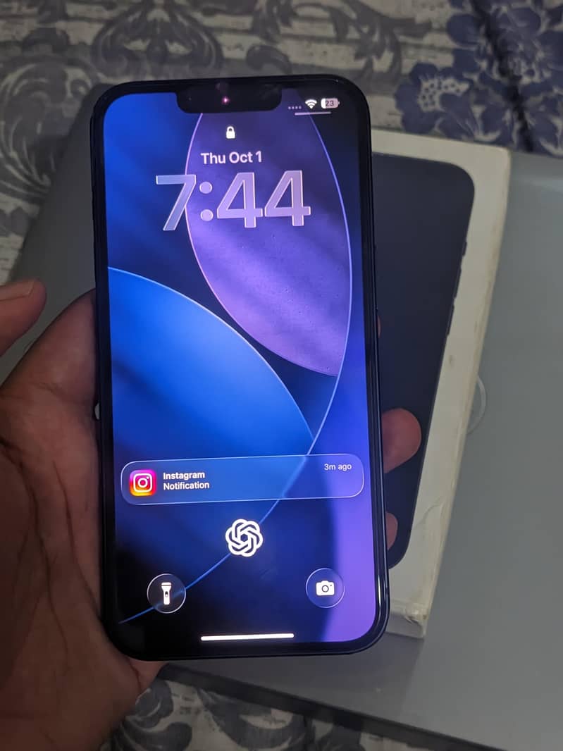 Apple iPhone 13 2