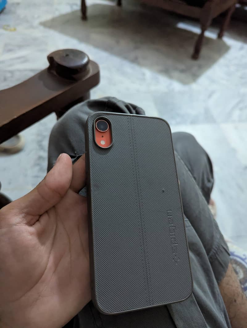 Apple iPhone XR 5