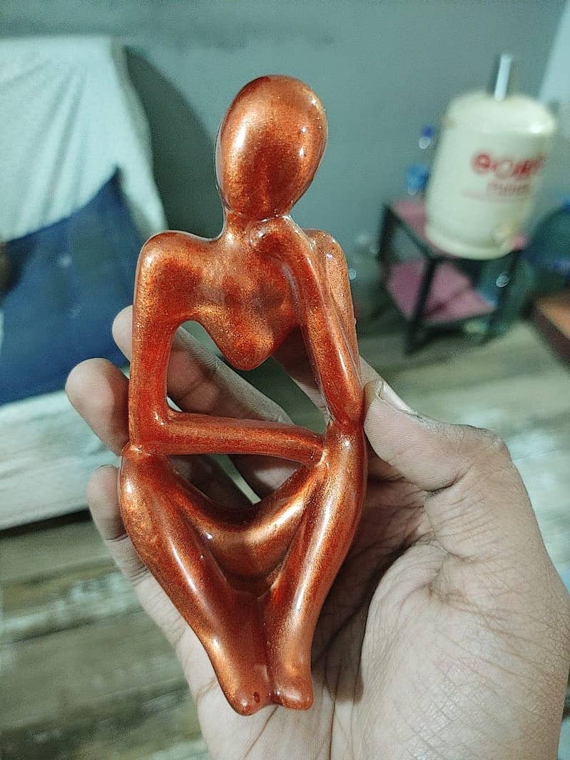 Womens Thinking Statue 3