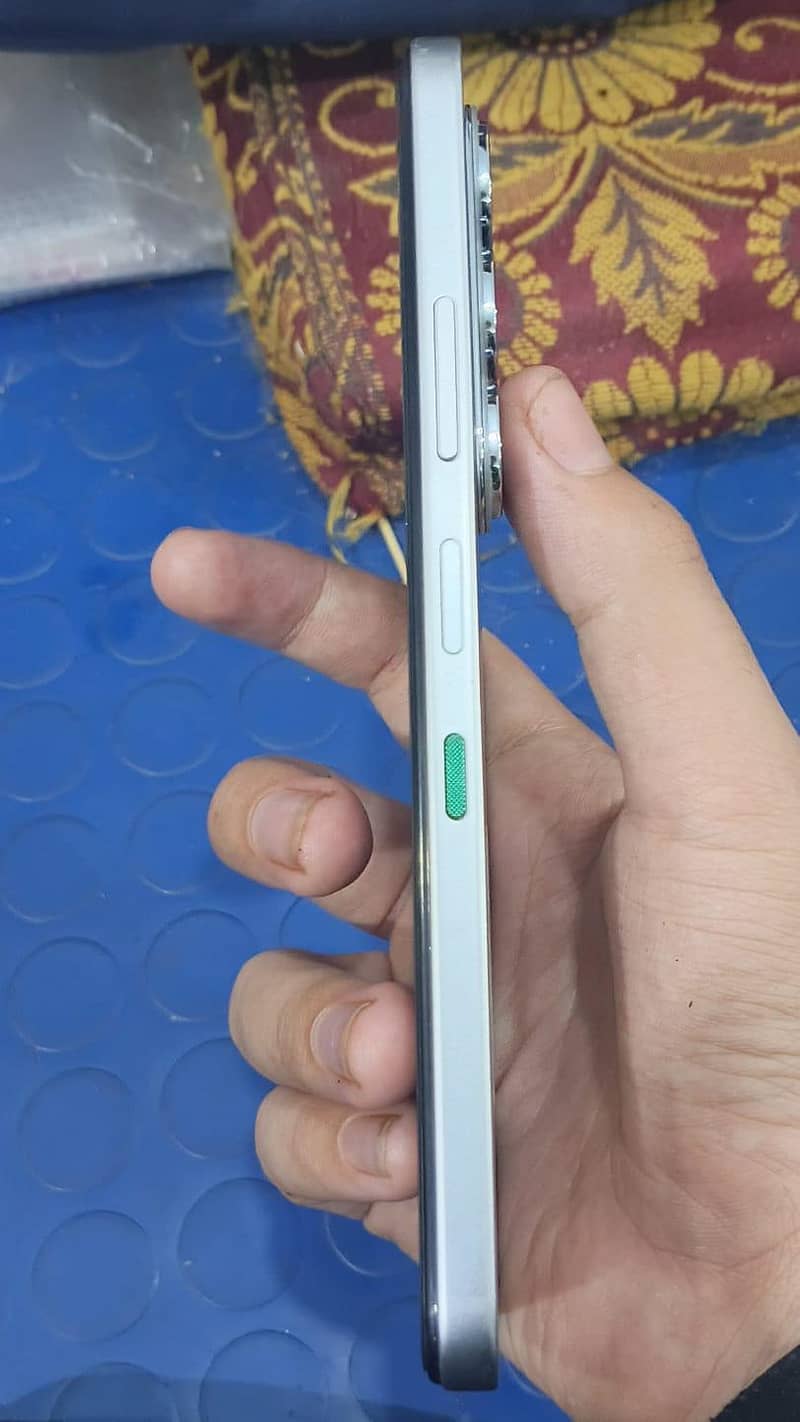 Infinix60i 2