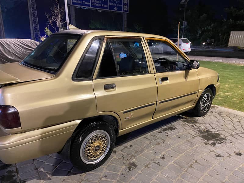 KIA Classic 2001 8