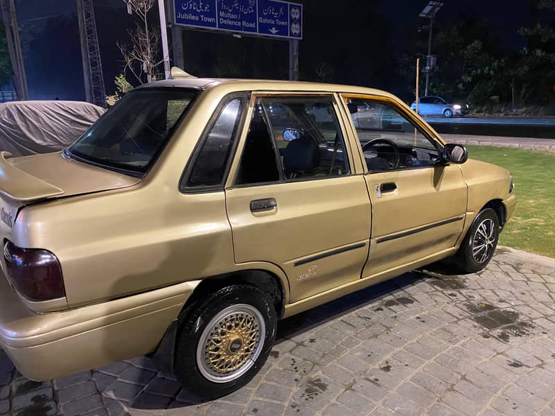 KIA Classic 2001 9