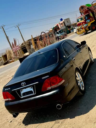 Toyota Crown 2005