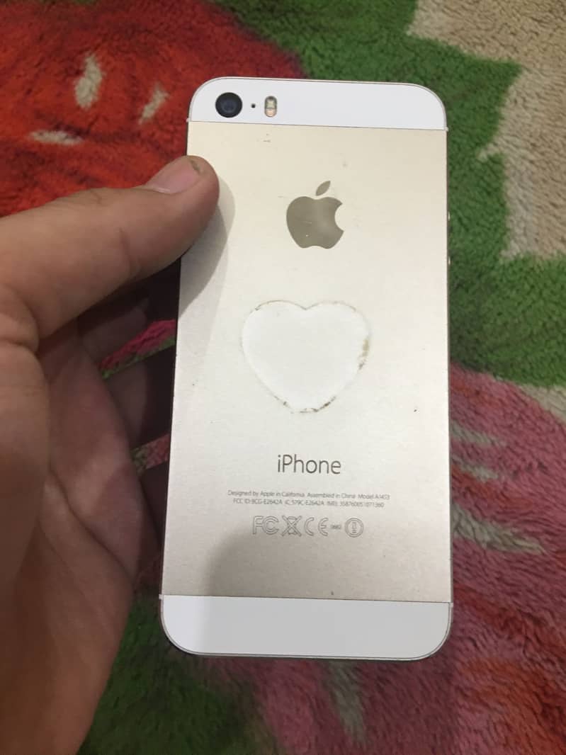 Apple iPhone 5s 4