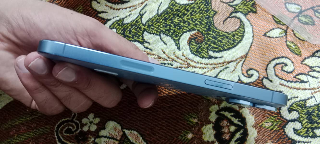 Apple iPhone 13 Pro Max 3