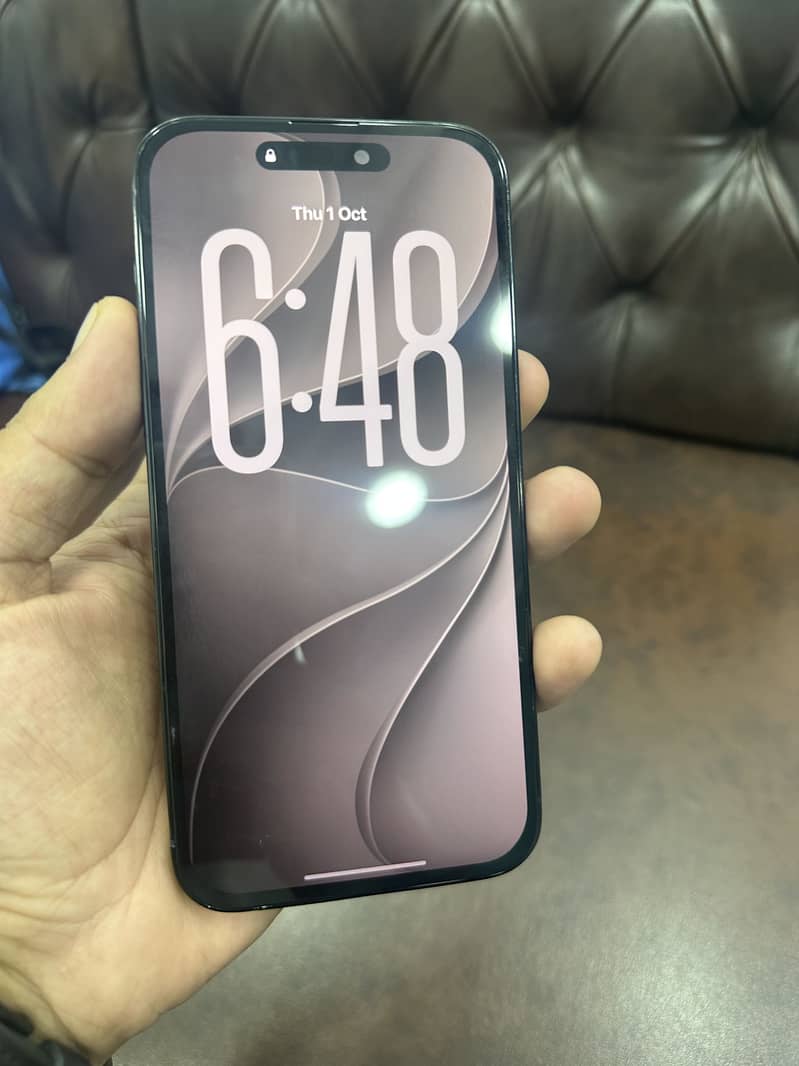 Apple iPhone 14 Pro Max 0