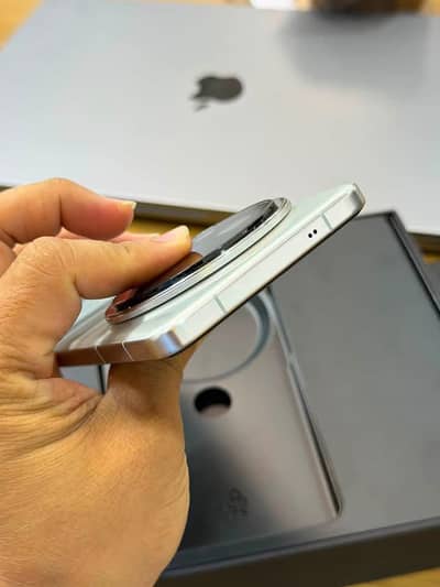 Vivo x200 Pro 16GB 512GB WhatsApp 03023991472