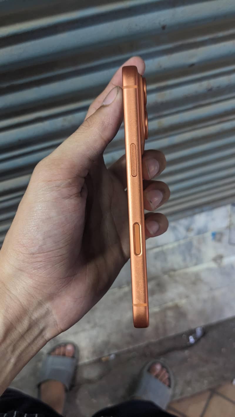 Apple iPhone 17 Pro 4