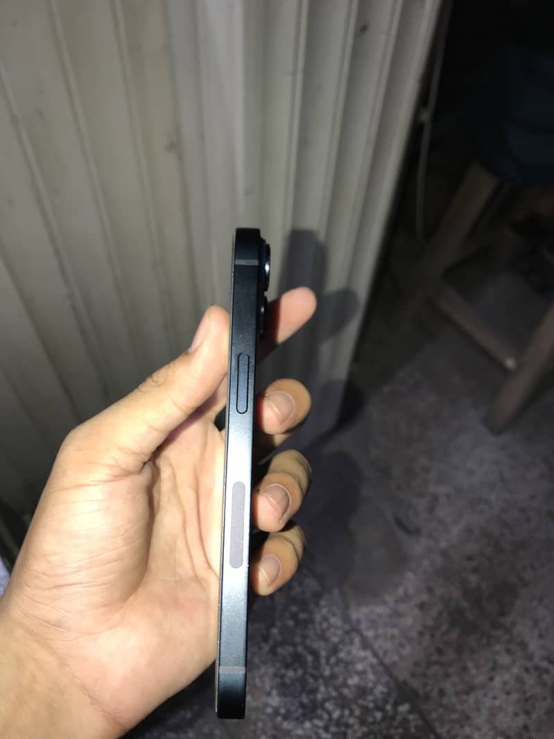 Apple iPhone 14 1