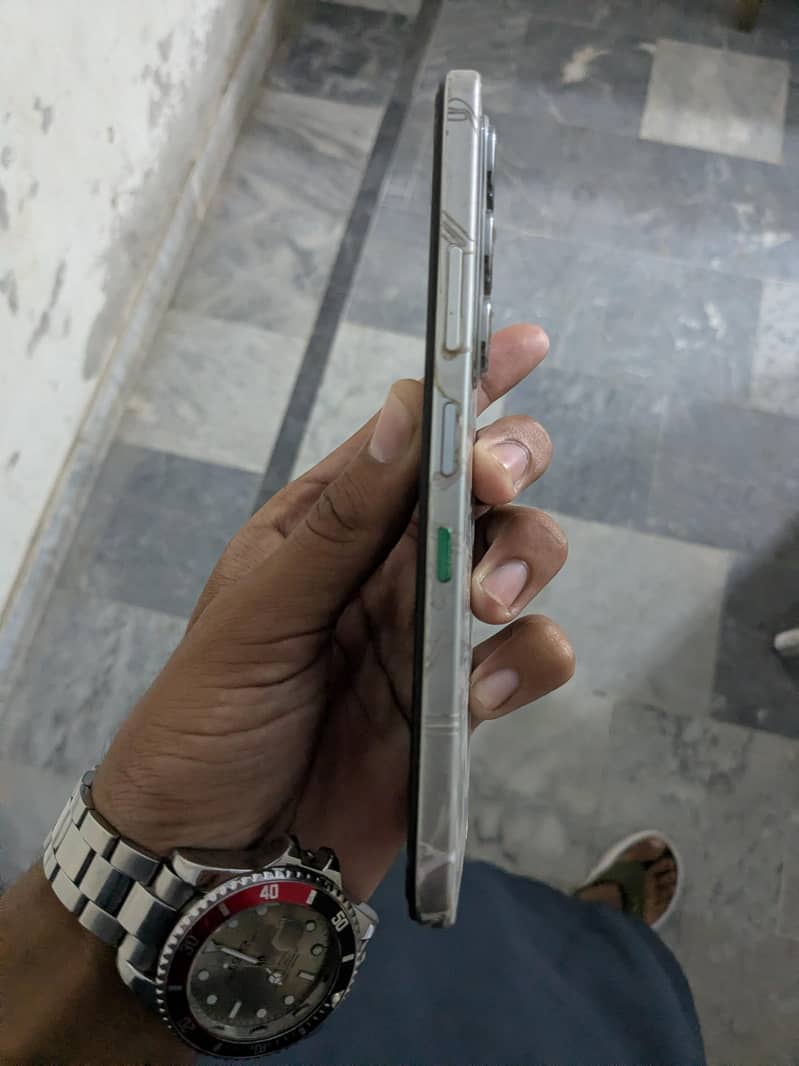 Infinix 3