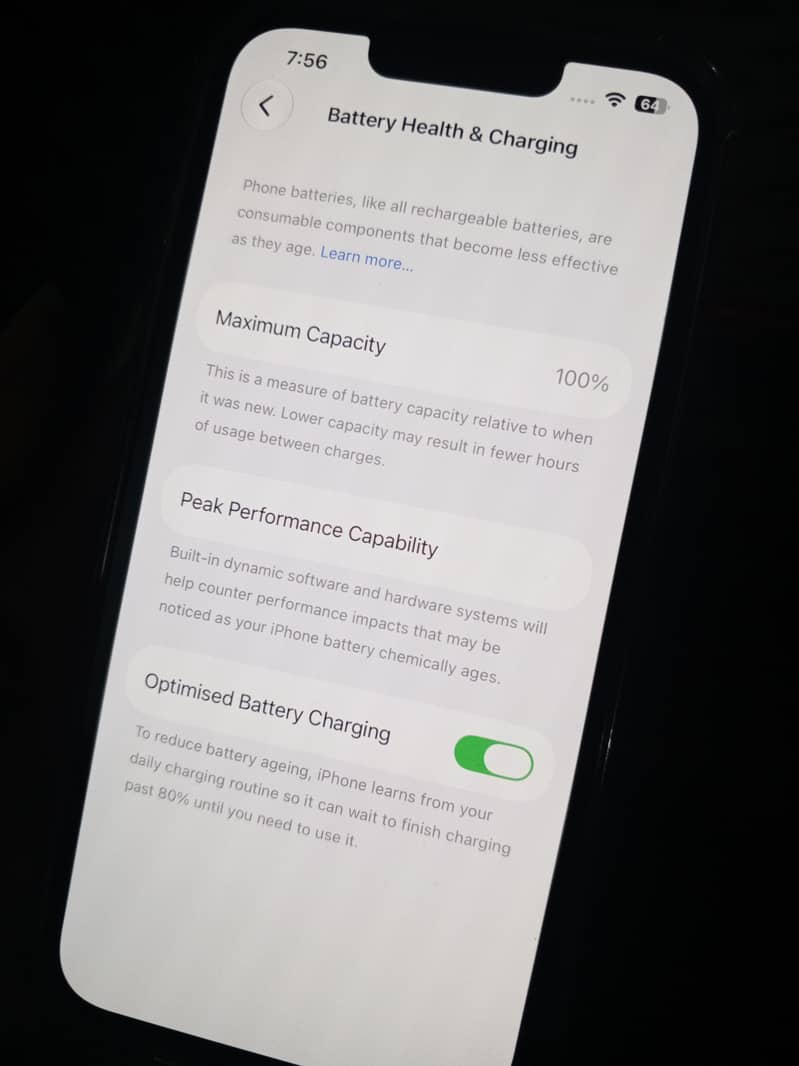 Apple iPhone 13 4