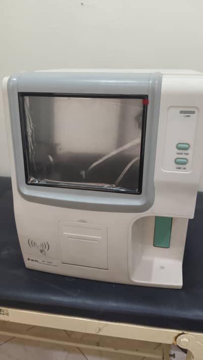 Auto hematology analyzer Rayto RT-7600 CBC machine