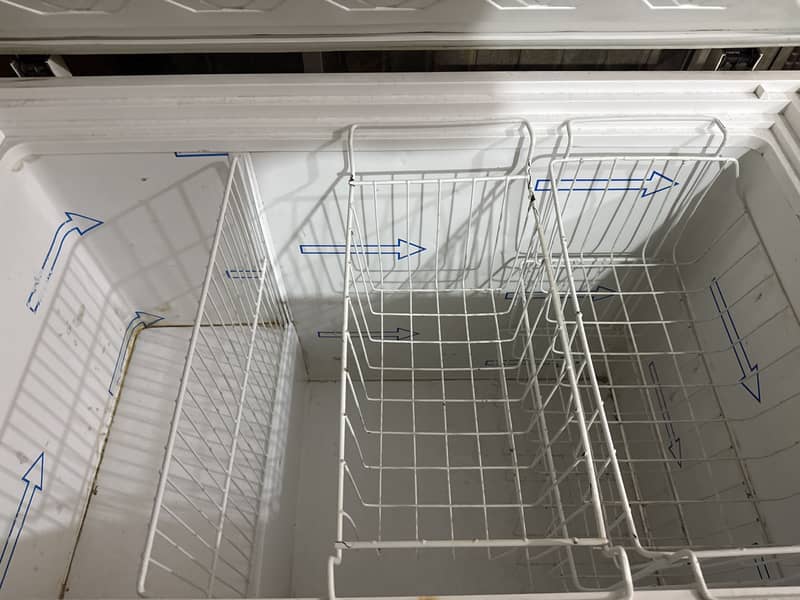 Dawlance deep freezer 2