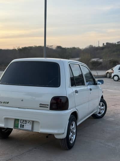 Daihatsu Cuore 2011