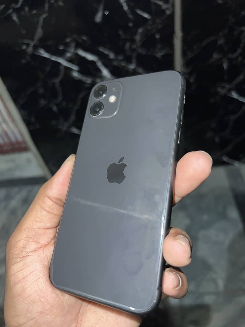 Apple iPhone 11 0