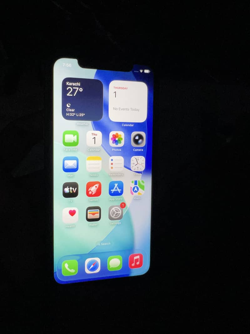 Apple iPhone 11 3