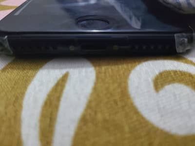 Apple iPhone SE3
