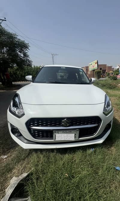 Suzuki Swift GLX CVT 2025