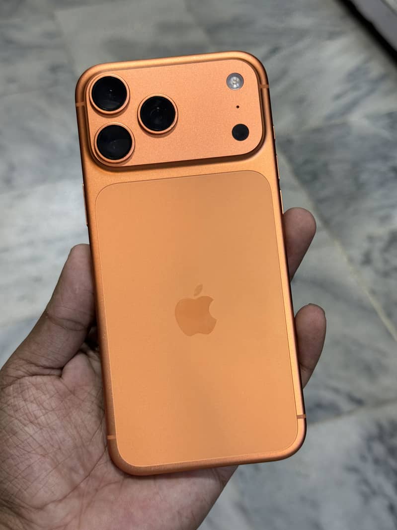Apple iPhone 17 Pro Max 7