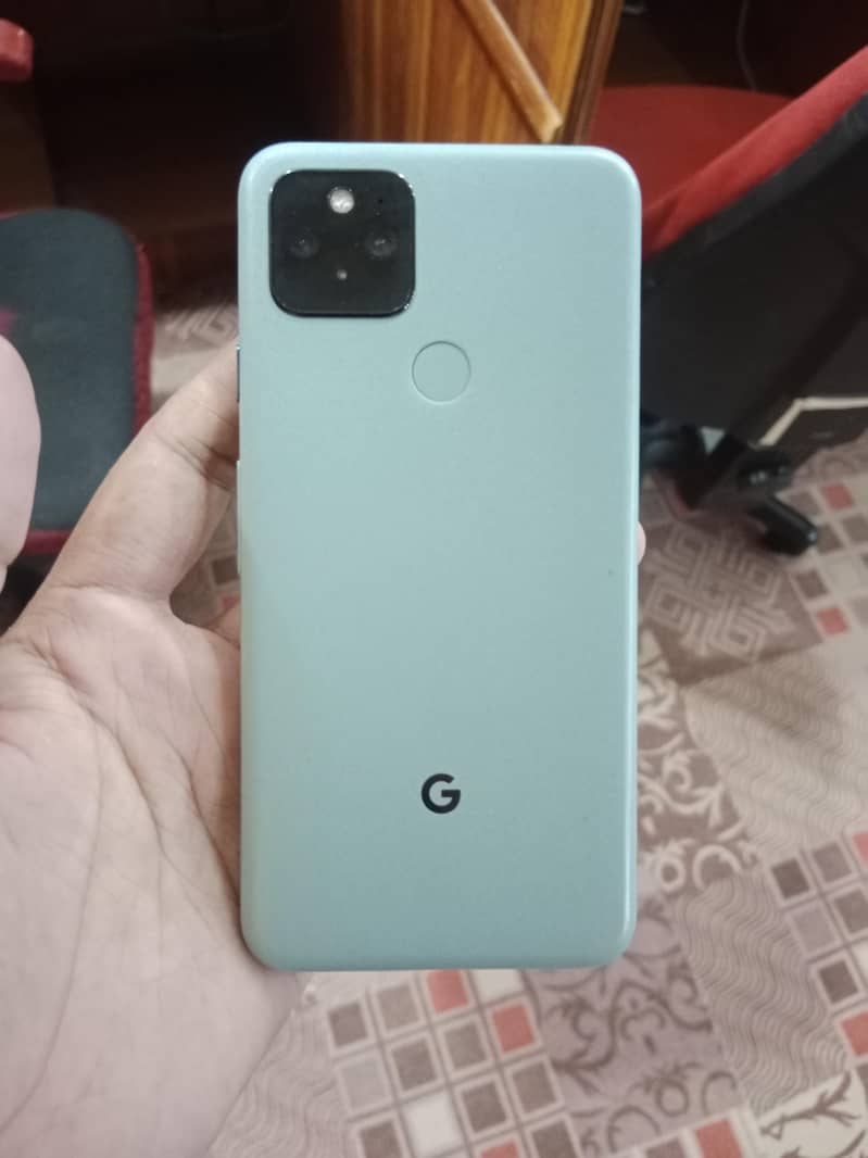 Google Pixel 5 8