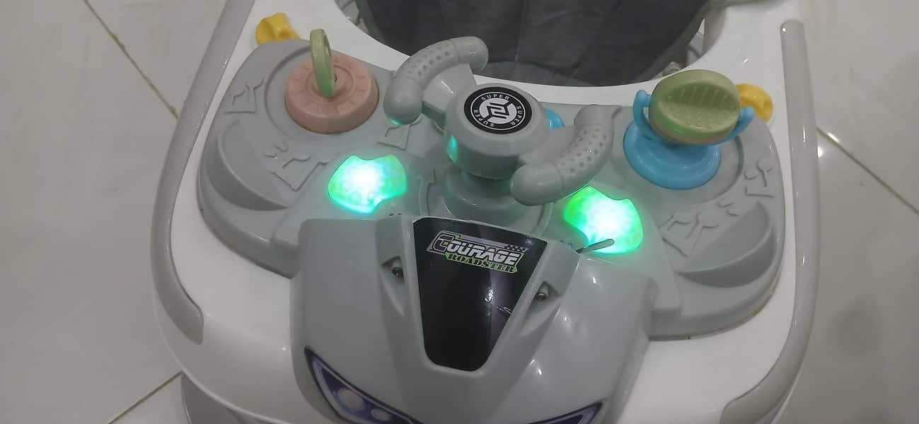 baby walker 1