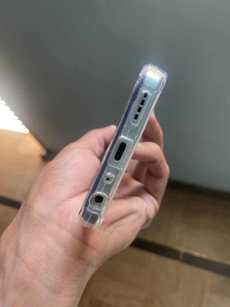 Realme C35 1