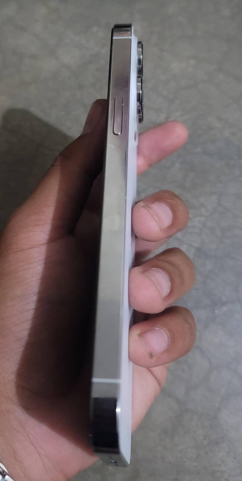 Apple iPhone 14 Pro Max 4