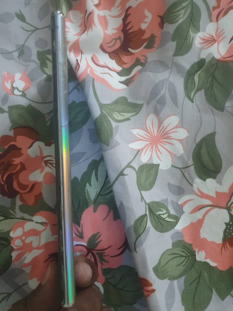 Samsung Mobile Note 10 Plus 3