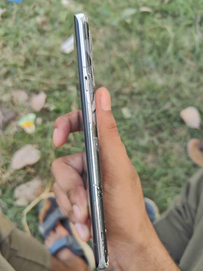 One Plus 9 Pro 2