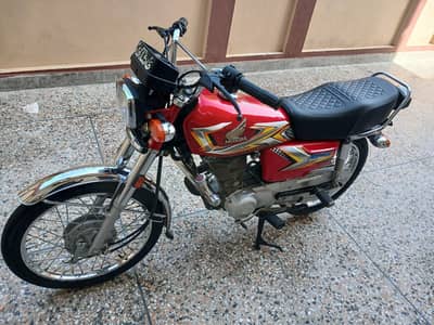honda 125 breand new coundition