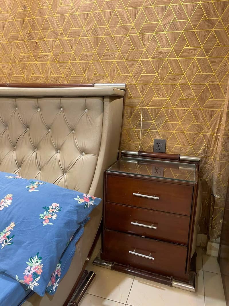 chenone bed set 1