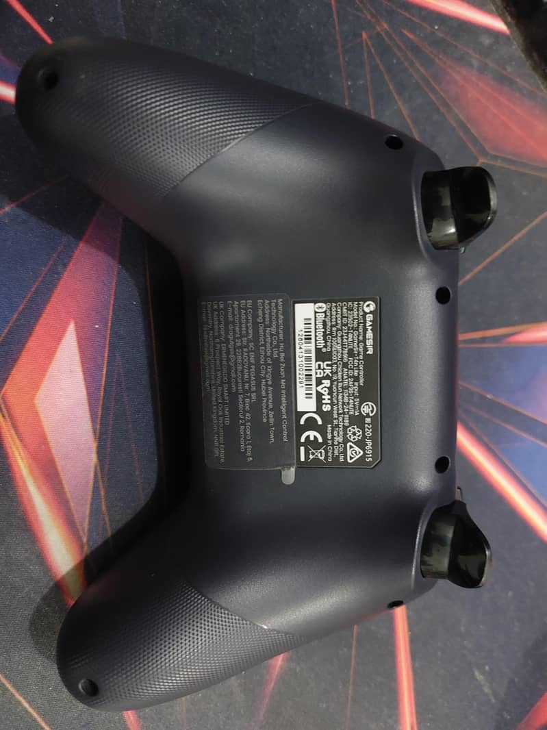Gamesir nova lite wireless controller 10/10 condition 2 week used 1