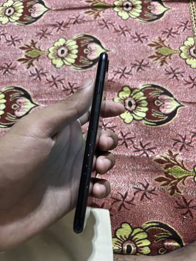 Apple iPhone 7