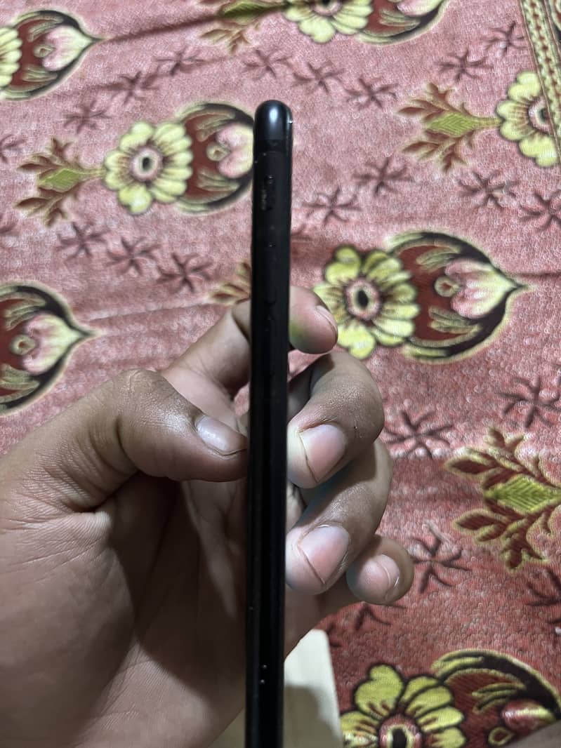 Apple iPhone 7 9