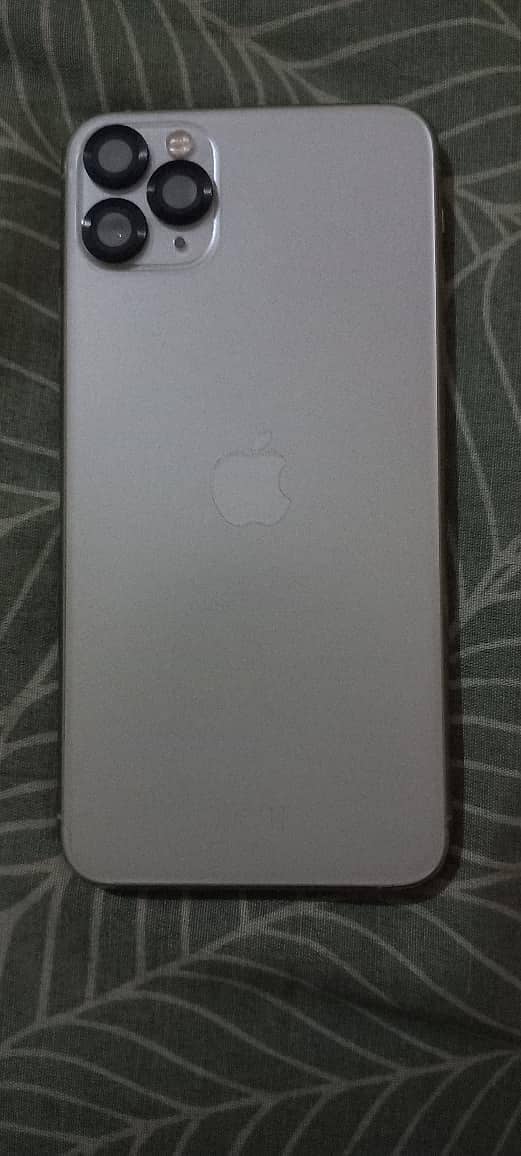 AppleiPhone 11 Pro Max 0