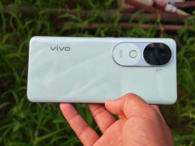 Vivo V40e