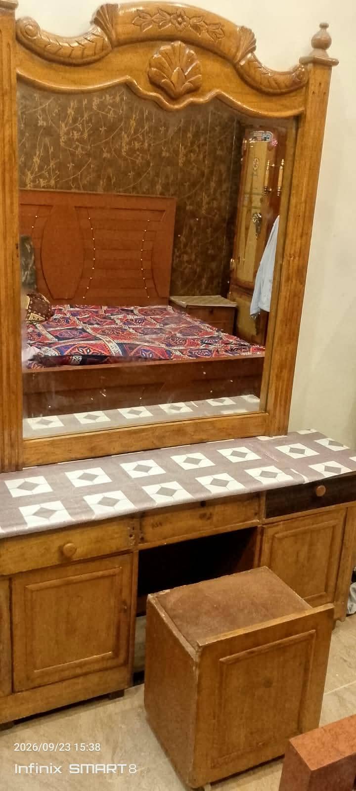 dressing table 1
